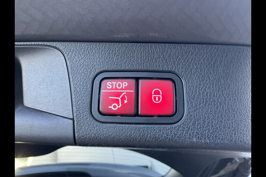 Mercedes-Benz Glb 7-Pers 200 Business Solution AMG 7p. Pano Memoryseats Trekhaak 7-Persoons