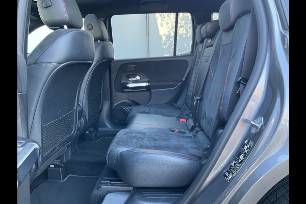 Mercedes-Benz Glb 7-Pers 200 Business Solution AMG 7p. Pano Memoryseats Trekhaak 7-Persoons