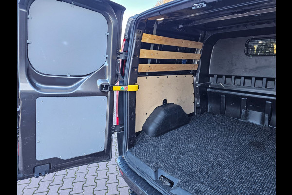 Ford Transit Custom 300 2.0 TDCI L2H1 Dubbele cabine | 2x Schuifdeur | Xenon | Trekhaak | Camera | PDC |