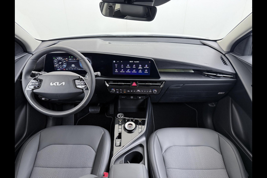 Kia Niro EV E-Niro Business 64kWh | BETREFT NIEUWE AUTO | VOLLEDIGE KIA GARANTIE VAN TOEPASSING| CAMERA| STOEL/ STUURVERWARMING| ADAP. CRUISE