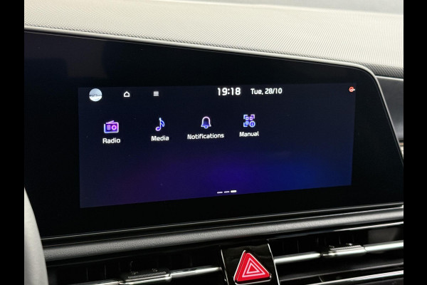 Kia Niro EV E-Niro Business 64kWh | BETREFT NIEUWE AUTO | VOLLEDIGE KIA GARANTIE VAN TOEPASSING| CAMERA| STOEL/ STUURVERWARMING| ADAP. CRUISE