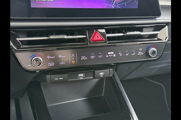 Kia Niro EV E-Niro Business 64kWh | BETREFT NIEUWE AUTO | VOLLEDIGE KIA GARANTIE VAN TOEPASSING| CAMERA| STOEL/ STUURVERWARMING| ADAP. CRUISE