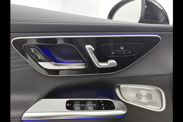 Mercedes-Benz GLC 400e 4MATIC Sport Edition | Techniekpakket met Airmatic | Nightpakket | AMG Premium Plus | Rijassistentiepakket Plus | DISTRONIC PLUS | Winter pakket | EASY PACK achterklep |