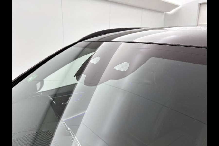 Mercedes-Benz GLC 400e 4MATIC Sport Edition | Techniekpakket met Airmatic | Nightpakket | AMG Premium Plus | Rijassistentiepakket Plus | DISTRONIC PLUS | Winter pakket | EASY PACK achterklep |