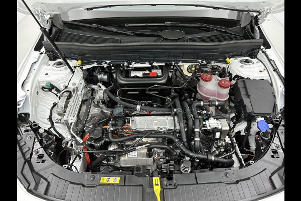 Mercedes-Benz EQB 250+ Business Solution 71 kWh | Widescreen display | Extra USB-poorten | EASY PACK achterklep | Sfeerverlichting | Parkeerpakket met achteruitrijcamera | Stoelverwarming voor |