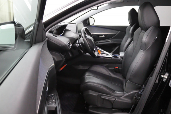 Peugeot 3008 1.2 PureTech Blue*ECC*HAAK*NAVI*CAM*CARPLAY