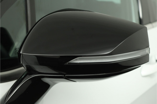 Kia Sportage 1.6 T-GDi Hybrid GT-Line Automaat Apple Carplay/Android Auto - Cruise Control - Dodehoekdetectie - Panoramadak -Stoel/Stuurverwarming - Fabrieksgarantie tot 06-2031