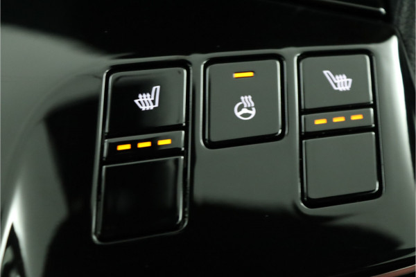 Kia Sportage 1.6 T-GDi Hybrid GT-Line Automaat Apple Carplay/Android Auto - Cruise Control - Dodehoekdetectie - Panoramadak -Stoel/Stuurverwarming - Fabrieksgarantie tot 06-2031