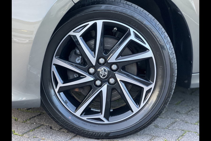 Toyota Yaris 1.5 Hybrid Dynamic | Camera | Carplay | DAB | LED | 16 inch