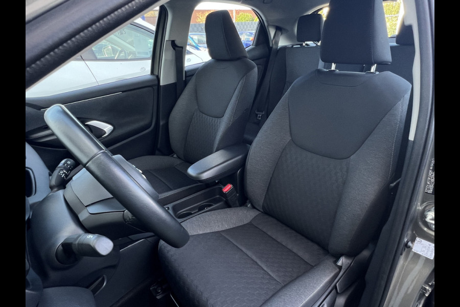 Toyota Yaris 1.5 Hybrid Dynamic | Camera | Carplay | DAB | LED | 16 inch