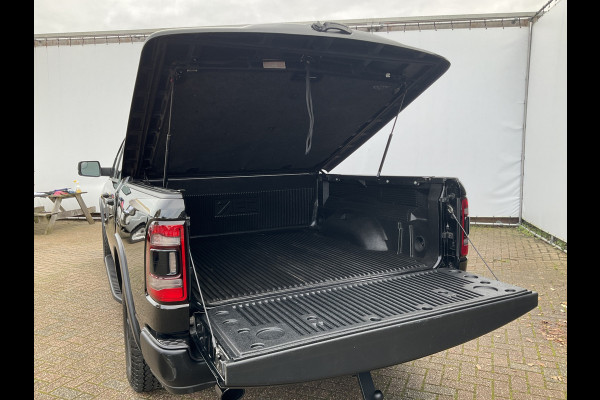 Dodge Ram 1500 5.7 V8 4x4 Crew Cab REBEL Pano HUD HK Full-Screen Leer 360Cam BOMVOL!