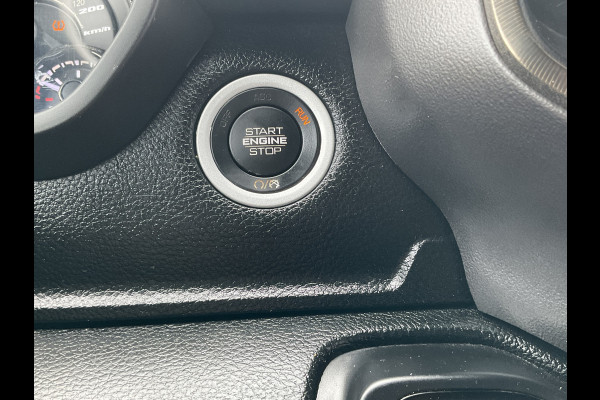 Dodge Ram 1500 5.7 V8 4x4 Crew Cab REBEL Pano HUD HK Full-Screen Leer 360Cam BOMVOL!