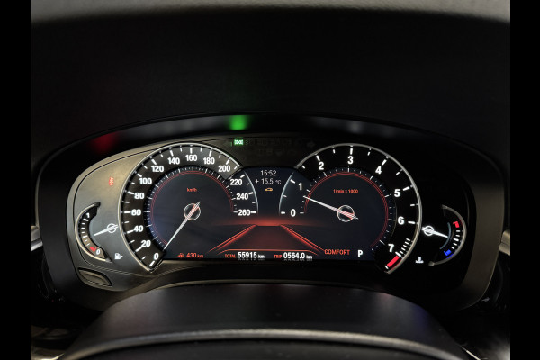 BMW 5 Serie Touring 520i Corporate Lease Executive | M-Sport | M Aerodynamica | Sfeerverlichting | 19'' | Full LED | Camera | Elektr. trekhaak