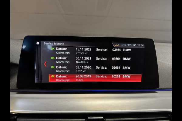 BMW 5 Serie Touring 520i Corporate Lease Executive | M-Sport | M Aerodynamica | Sfeerverlichting | 19'' | Full LED | Camera | Elektr. trekhaak