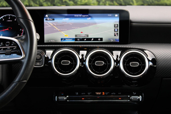 Mercedes-Benz CLA-Klasse 180 Business Solution 1eEigenaar