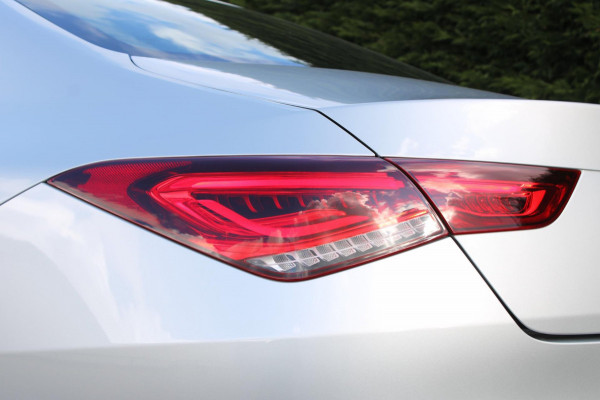Mercedes-Benz CLA-Klasse 180 Business Solution 1eEigenaar