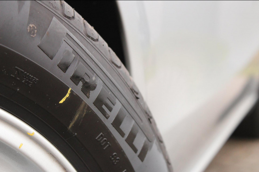 Mercedes-Benz CLA-Klasse 180 Business Solution 1eEigenaar