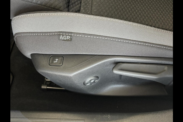 Opel Astra Sports Tourer 1.2 Turbo Hybrid Business Edition Automaat | Navigatie | Adaptive cruise control | Android auto / Apple carplay  | Stoelverwarming