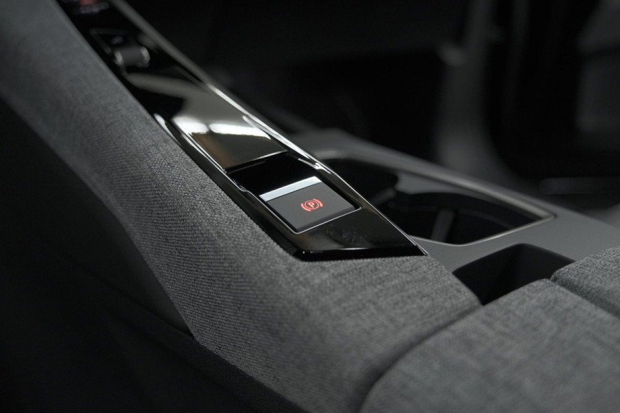 Peugeot 3008 Hybrid 145 e-DCS6 GT | Elektrische Kofferklep | Camera | Adaptieve Cruise Control | Apple CarPlay
