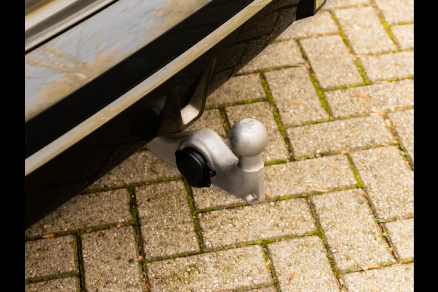 BMW X6 xDrive40i - Panoramadak - Trekhaak - Warmte Comfortpakket - Driving Assistant