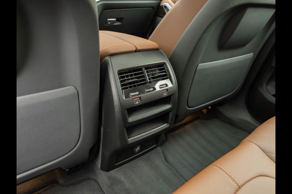 BMW X6 xDrive40i - Panoramadak - Trekhaak - Warmte Comfortpakket - Driving Assistant