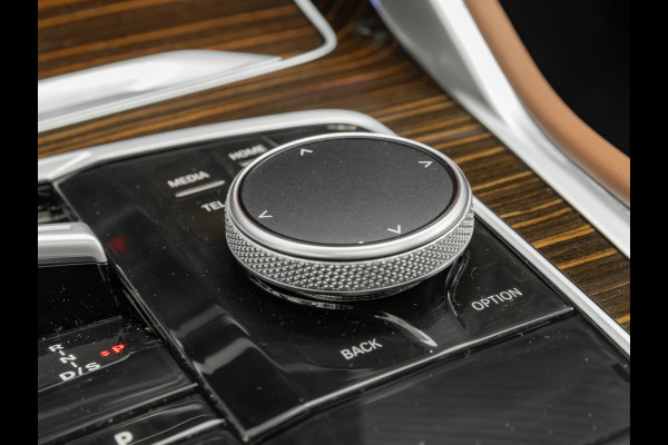 BMW X6 xDrive40i - Panoramadak - Trekhaak - Warmte Comfortpakket - Driving Assistant