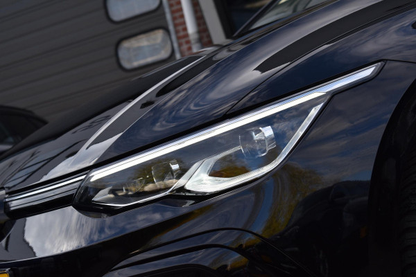 Volkswagen Golf 1.5 TSI R-Line Pano Sfeer Lane Elekstoel. Massage