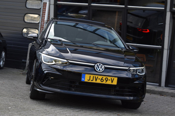 Volkswagen Golf 1.5 TSI R-Line Pano Sfeer Lane Elekstoel. Massage