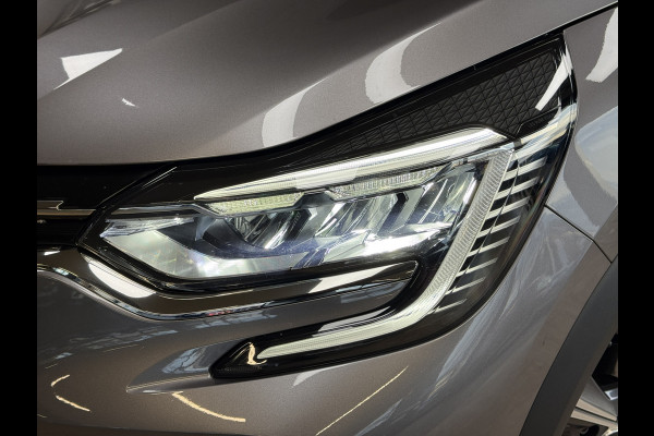 Renault Captur 1.3 TCe 160 R.S.Line | VERKOCHT! Groot Navi | Trekhaak |18 " | Camera | Stoelverwarming | PDC V+A | 100% Dealer onderhouden!