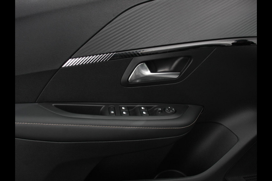 Peugeot 208 Automaat Allure | Navigatie | Apple Carplay/ Android Auto | Camera | Parkeersensoren | Adaptive Cruise Control | Stoelverwarming | Ledverlichting | Climate control