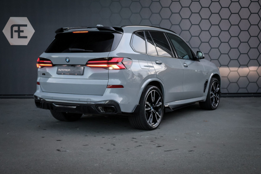 BMW X5 XDrive 50e | SKYLOUNGE | M SPORTSTOELEN | MASSAGE | STOELVERKOELING & VERWARMING | BOWERS & WILKINS | SFEERVERLICHTING | 360 CAM
