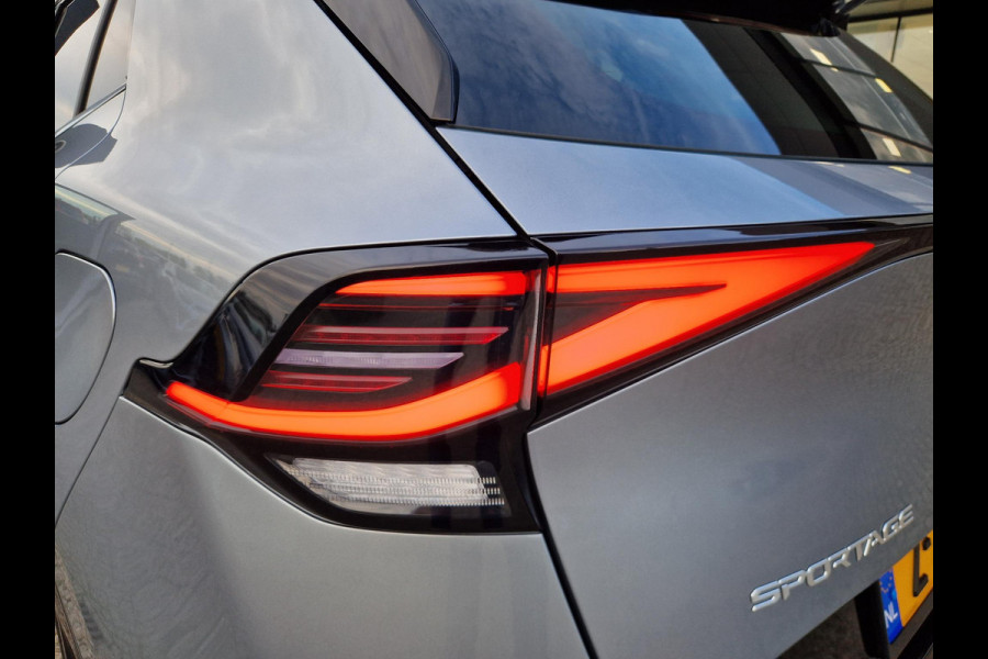 Kia Sportage 1.6 T-GDi Plug-in Hybrid AWD DynamicPlusLine | Mooie LMV | Adapt. Cruise | Elektr. Voorstoelen | Stoel- en Stuurverwarming | Pano Schuif/Kanteldak |