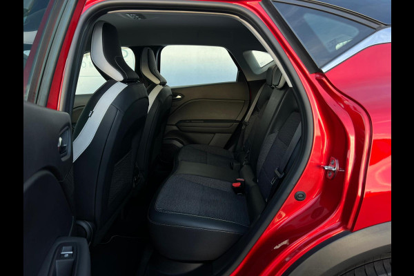 Renault Captur 1.3 TCe 140 EDC Intens NAVI | STOEL-STUUR VERWARMING 360 CAMERA