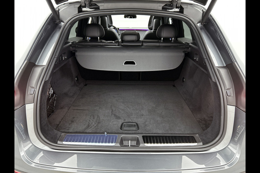 Mercedes-Benz EQE SUV 350 4Matic Sport Edition 91 kWh | Premium Pakket | Nightpakket | Trekhaak | AIRMATIC Luchtvering | Augmented Reality Navigation | DIGITAL LIGHT | 22 inch AMG velgen | 360°-camera | Rijassistentiepakket Plus | Burmester® |