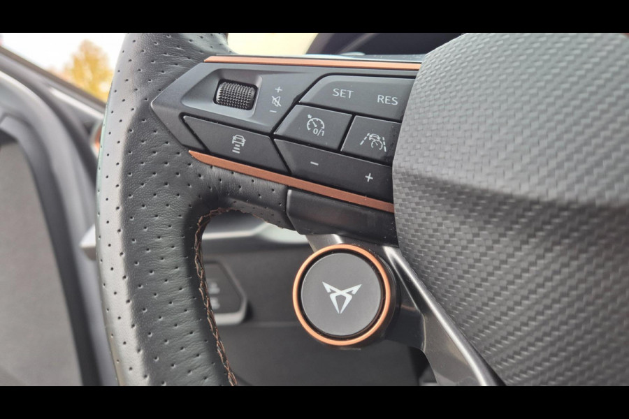 CUPRA Leon 1.4 e-Hybrid VZ Business