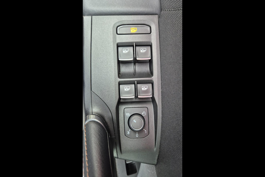 CUPRA Leon 1.4 e-Hybrid VZ Business