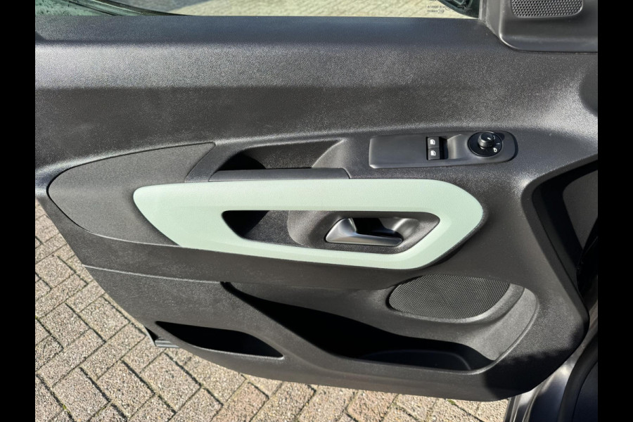 Citroën Berlingo 1.2 PureTech XTR Cruise Control Airco Apple Carplay / Android Auto Parkeersensor Verkeersbordherkenning
