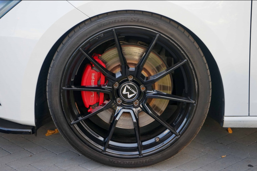 Seat Leon 2.0 TSI Cupra 300 Pano/Beats/DCC/DSG