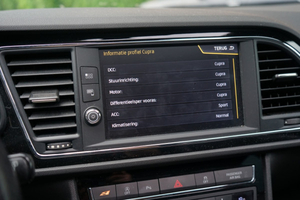 Seat Leon 2.0 TSI Cupra 300 Pano/Beats/DCC/DSG