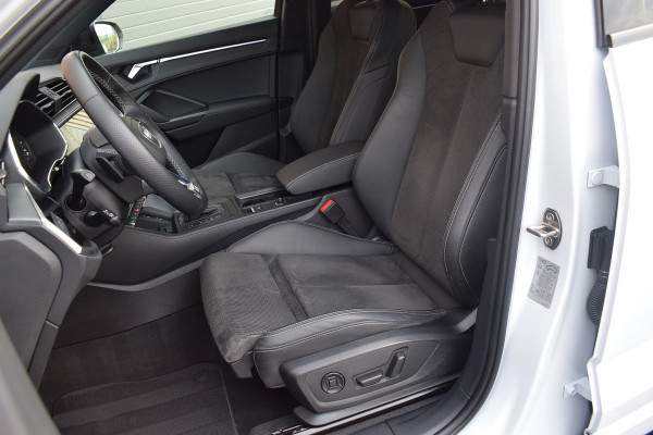 Audi Q3 Sportback 45 TFSI e S-line | Suzuka Grijs | Pano | Trekhaak | Keyless