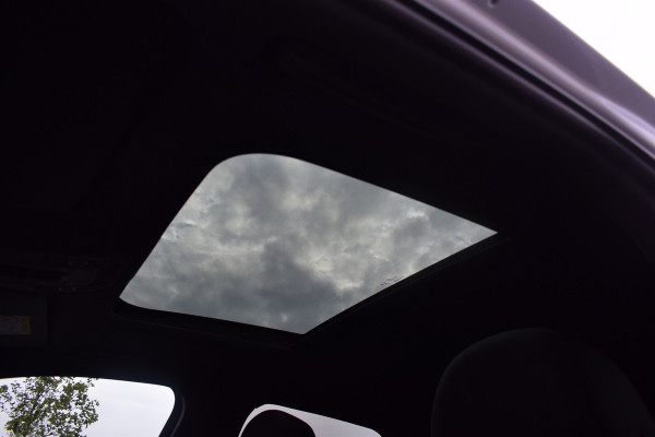 Audi Q3 Sportback 45 TFSI e S-line | Suzuka Grijs | Pano | Trekhaak | Keyless