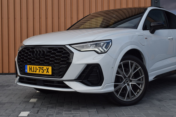 Audi Q3 Sportback 45 TFSI e S-line | Suzuka Grijs | Pano | Trekhaak | Keyless