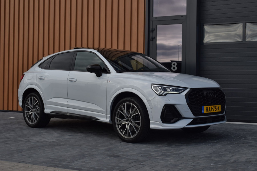 Audi Q3 Sportback 45 TFSI e S-line | Suzuka Grijs | Pano | Trekhaak | Keyless