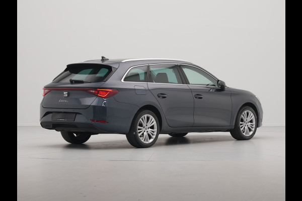 Seat Leon Sportstourer 1.5 TSI 130pk Style Navigatie Camera 17"velgen Keyless Parkassist 21
