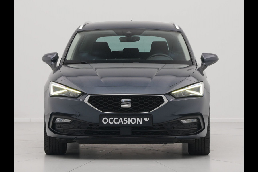 Seat Leon Sportstourer 1.5 TSI 130pk Style Navigatie Camera 17"velgen Keyless Parkassist 21