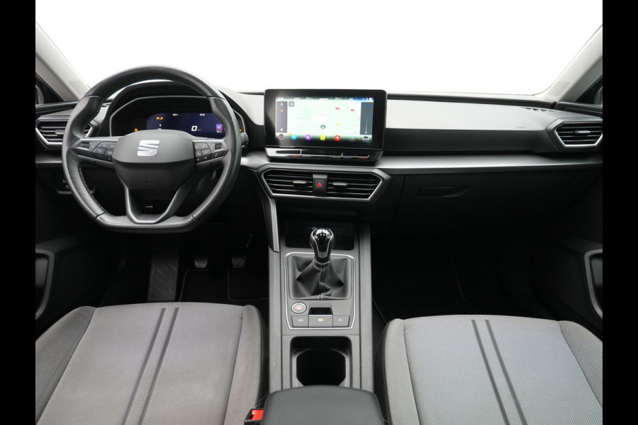 Seat Leon Sportstourer 1.5 TSI 130pk Style Navigatie Camera 17"velgen Keyless Parkassist 21
