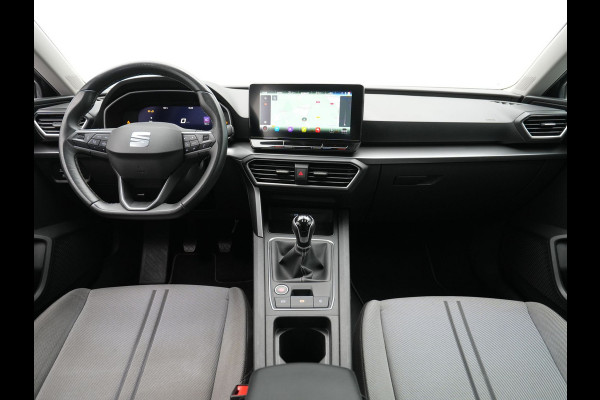 Seat Leon Sportstourer 1.5 TSI 130pk Style Navigatie Camera 17"velgen Keyless Parkassist 21