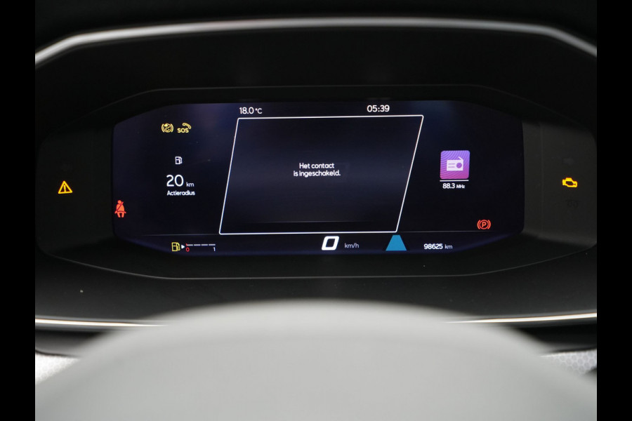 Seat Leon Sportstourer 1.5 TSI 130pk Style Navigatie Camera 17"velgen Keyless Parkassist 21