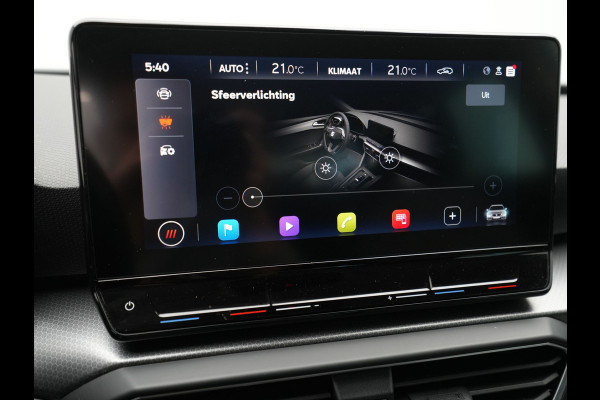 Seat Leon Sportstourer 1.5 TSI 130pk Style Navigatie Camera 17"velgen Keyless Parkassist 21