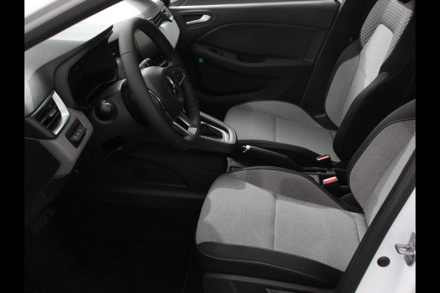 Mitsubishi Colt 1.6 HEV Automaat Intense Navigatie d.m.v. Apple Carplay/Android Auto Camera Climate Control Cruise Control Lichtmetalen velgen Extra Getint Glas Digitale Cockpit